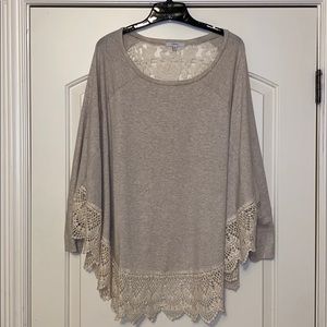 Mystree Shawl Top with Sleeves & Lace on the Back
